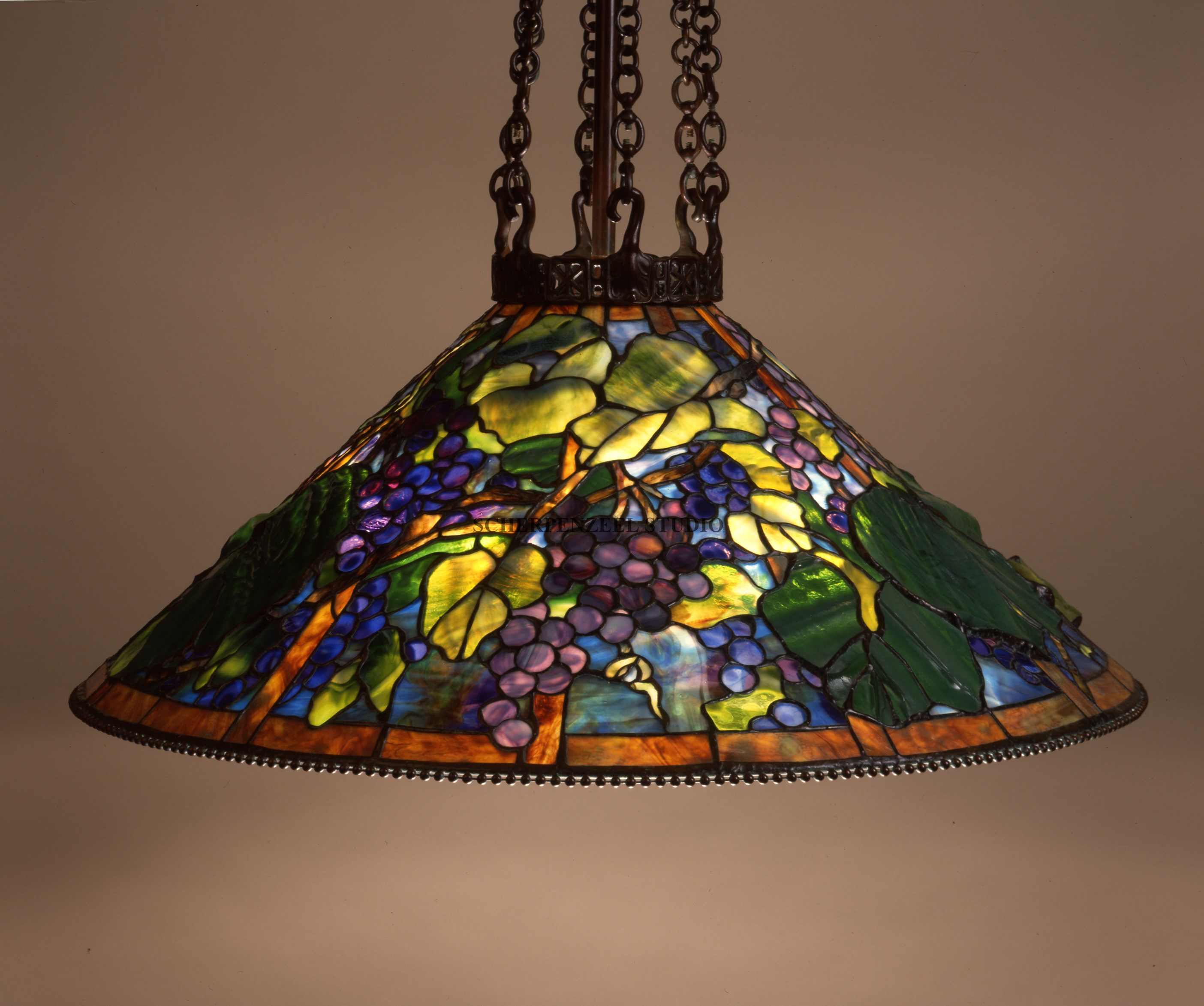 Grape shade, 6-chain fixture